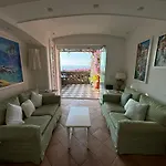 Luxury House 