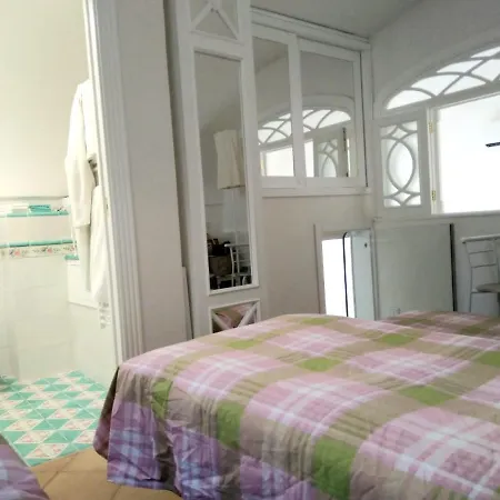 Luxury House In Pompeiana Via Camerelle Con Terrazza Vista Mare